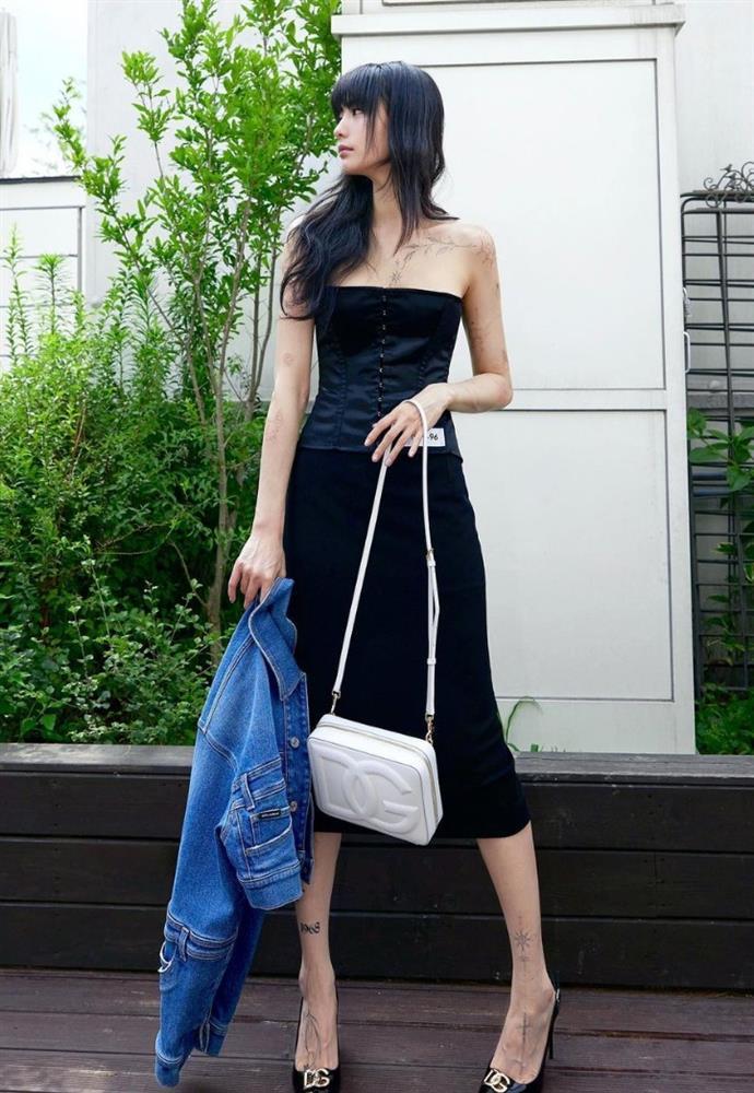 Mỹ nhân đẹp nhất thế giới Nana quyết định xoá xăm vì 1 người-1