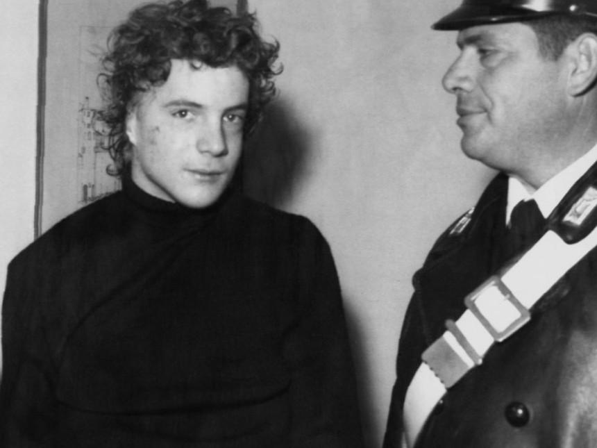 Vụ bắt cóc cháu trai nhà tài phiệt chấn động thế giới-4