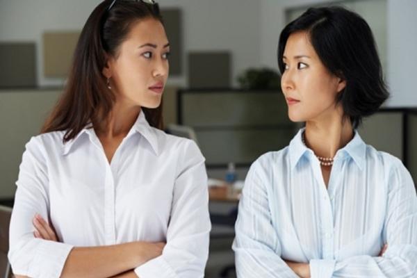 Vợ nấu vịt cho chồng, mẹ chồng múc hết miếng ngon cho con gái, để lại toàn xương xẩu-2