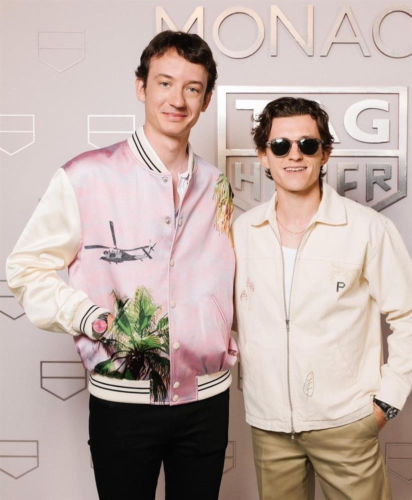 Ngoại hình con trai tỷ phú giàu nhì thế giới đang yêu Lisa (BlackPink)-8