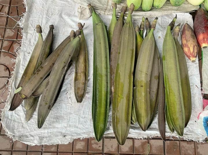 Lên Tây Bắc mùa này nhớ thử món nộm núc nác dân dã thơm ngon-3