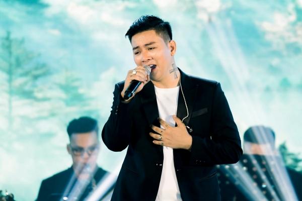 Hoài Lâm mặc giản dị, đi hát đám cưới ở quê nhà: Cát xê ra sao?-7