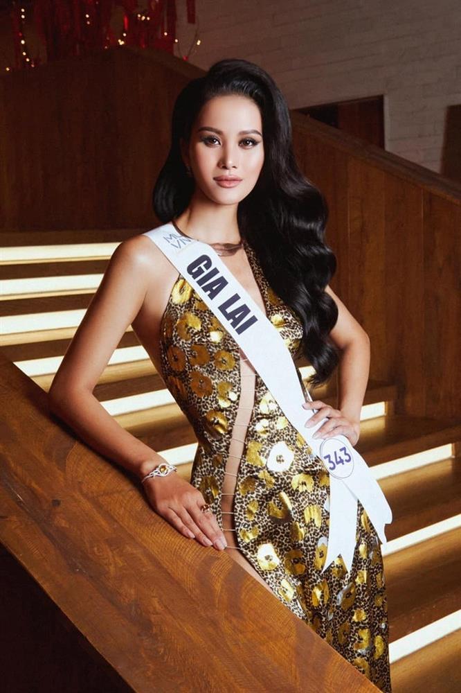 Mỹ nhân kiên trì 4 lần đi thi Miss Universe Vietnam nóng bỏng cỡ nào?-8