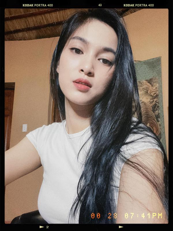 Sắc vóc đời thực bạn gái Johnny Trí Nguyễn: Dáng đẹp nhờ tập võ và ăn chay-7