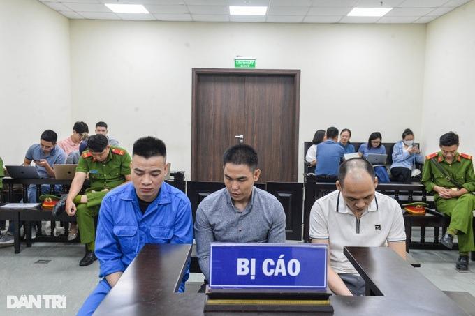 Lập trình viên nước ngoài bị bạo hành suốt 4 tháng, mất 14 chiếc răng-1