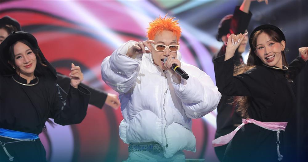 Hiện tượng À Lôi Double2T chính là cái tên đắt show nhất Rap Việt mùa 3-2