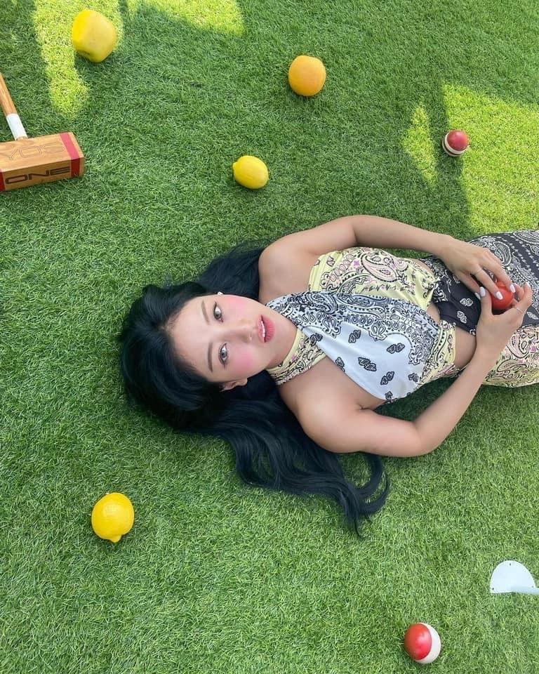 Jihyo gây sốt với vóc dáng gợi cảm-5