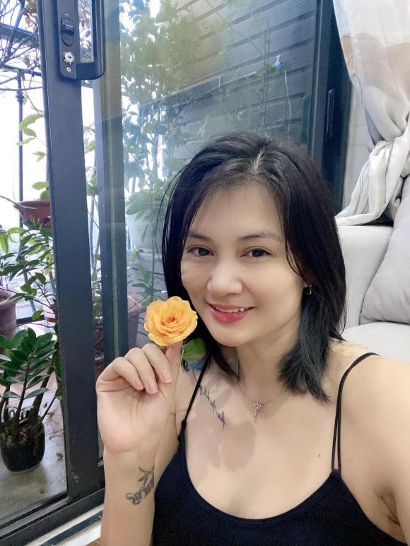 Tiết lộ có bạn trai và được con gái ủng hộ, cựu hoa khôi bóng chuyền Kim Huệ sống ở căn nhà thế nào?-2