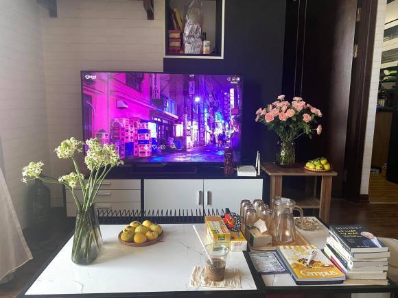 Tiết lộ có bạn trai và được con gái ủng hộ, cựu hoa khôi bóng chuyền Kim Huệ sống ở căn nhà thế nào?-10