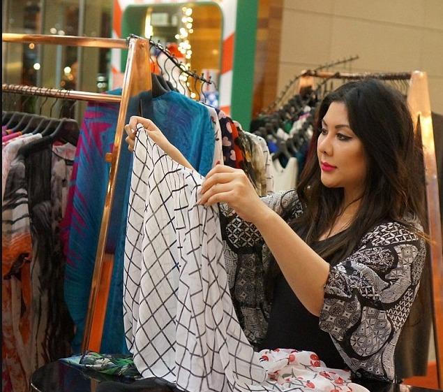 Cô gái từ bỏ thừa kế từ người cha triệu phú để theo đuổi tình yêu-3