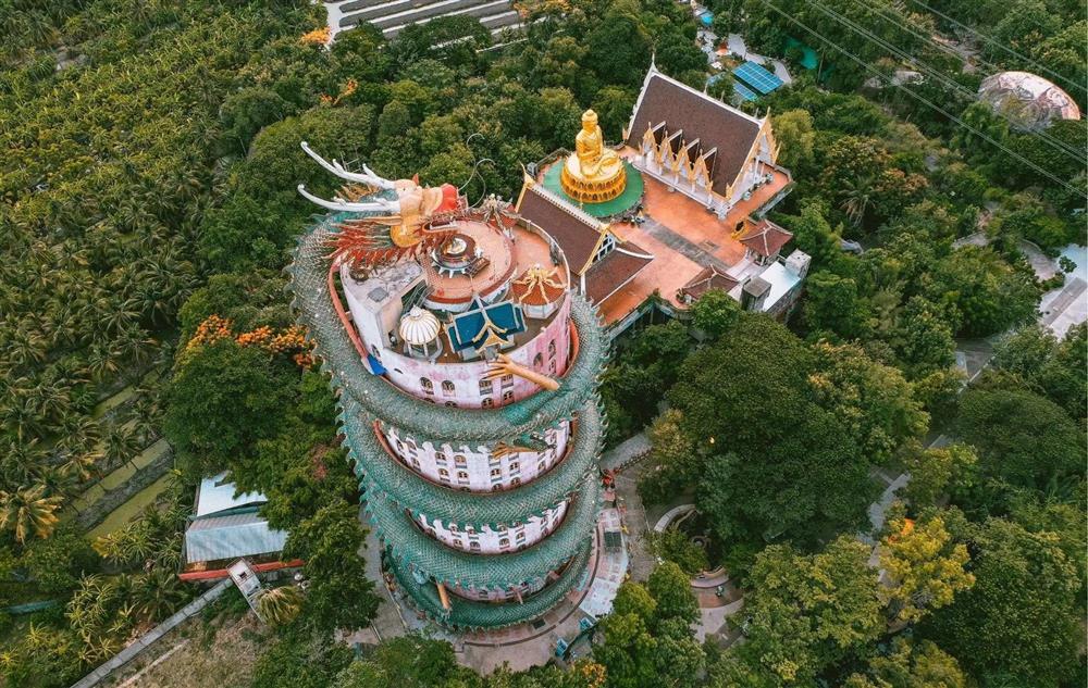 Bí ẩn phía sau ngôi chùa có rồng khổng lồ cuốn quanh toà tháp 17 tầng-1