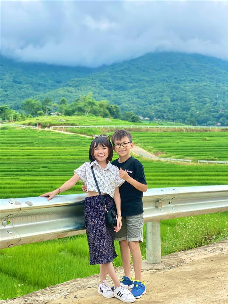 Cuộc sống hôn nhân hài hước của cặp đôi tí hon-13