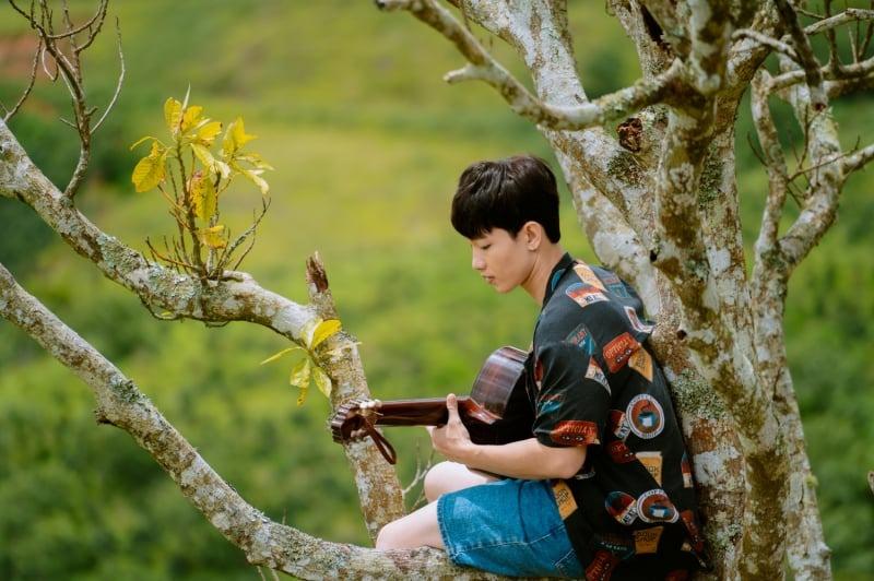 Thỏ Xỏ Khuyên Ca sĩ mặt nạ vừa cất giọng đã lộ ngay là hoàng tử tình ca?-4