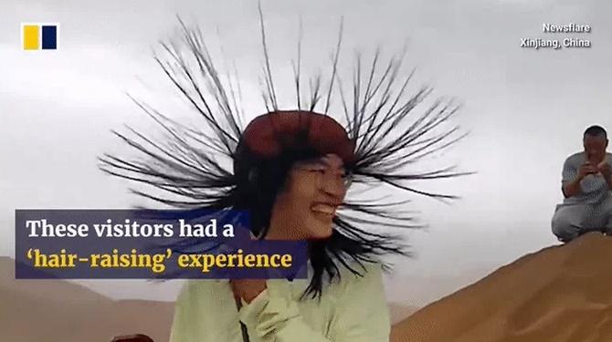 Vì sao tóc du khách dựng thẳng đứng như điện giật ở sa mạc Biển Chết?-2