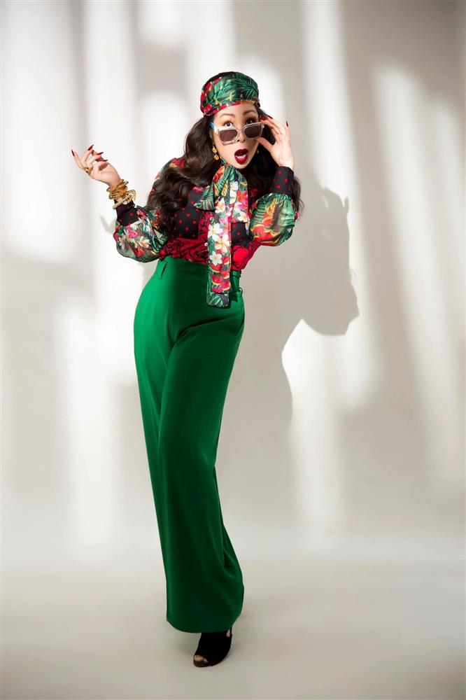 NSND Hồng Vân U60 trẻ đẹp sau khi giảm 16kg-5