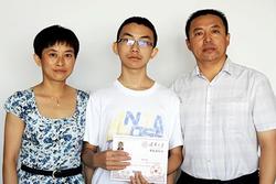 Thần đồng 2 tuổi biết viết, 7 tuổi vào cấp 2, 13 tuổi thi đỗ ĐH nổi tiếng hiện giờ ra sao?