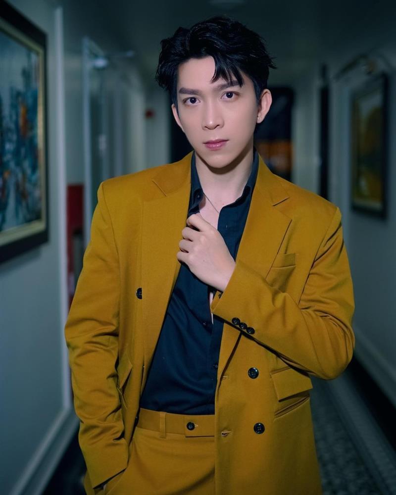 Tăng Phúc bất lực khi không thể hoàn thành bài hát, bật khóc xin lỗi khán giả-1