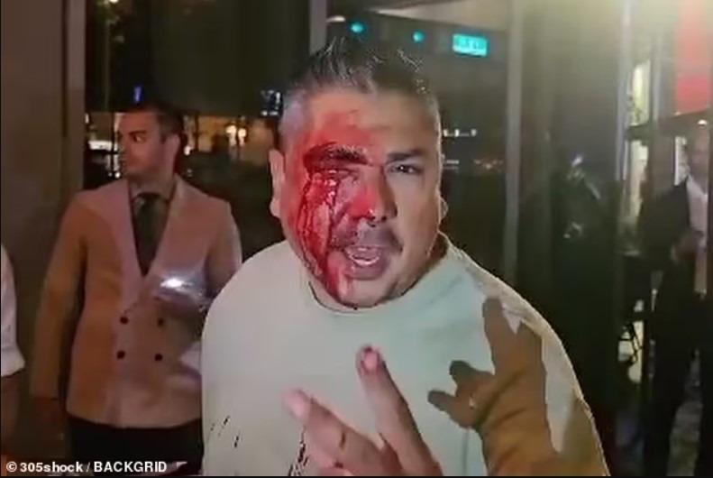 Gia đình Victoria Beckham vui vẻ đi chơi sau khi vướng vào cuộc ẩu đả đổ máu-2