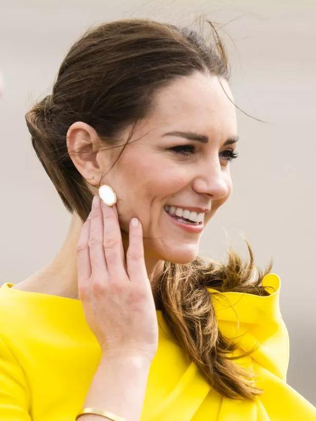 5 điều Vương phi Kate dù muốn nhưng không được phép làm, đồ ăn yêu thích cũng phải tránh-4