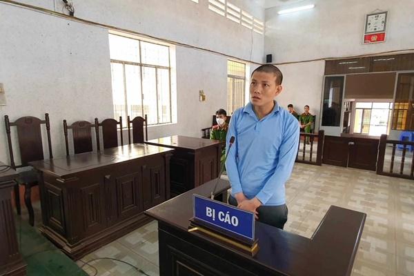 Chồng bắn vợ nhập viện vì không chịu gói bánh cúng rằm tháng 7-2