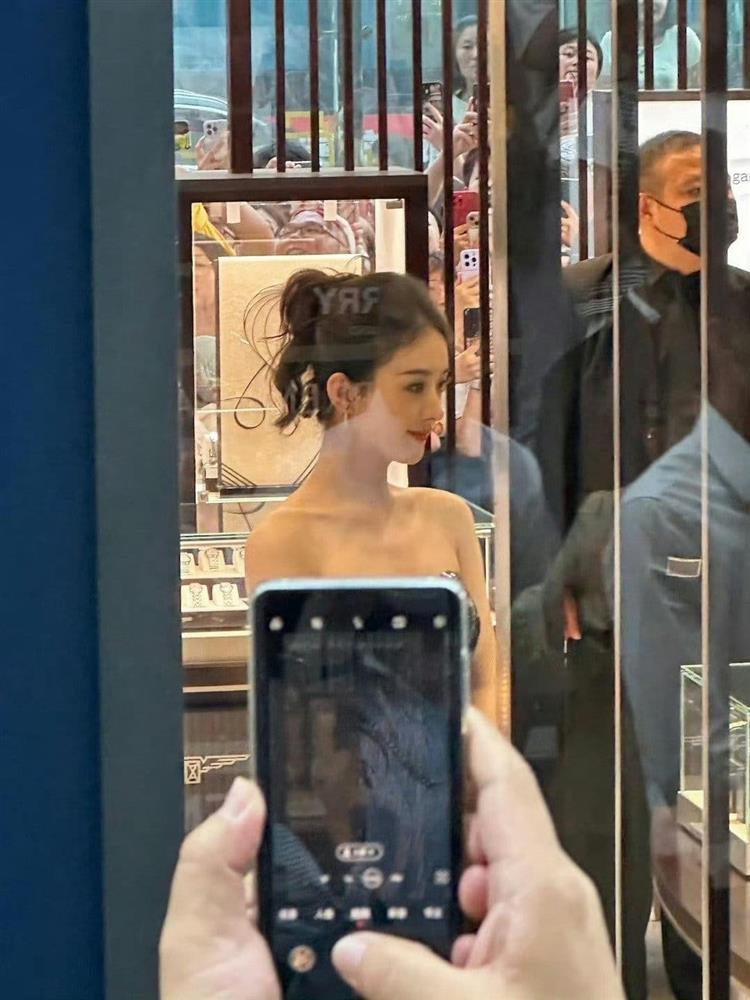 Dàn mỹ nhân Cbiz đẹp bất chấp camera thường-2