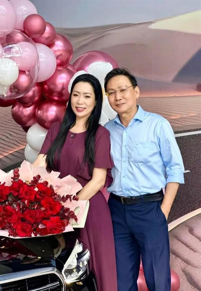 Trịnh Kim Chi được ông xã tặng quà sinh nhật trị giá 5,7 tỷ đồng-2