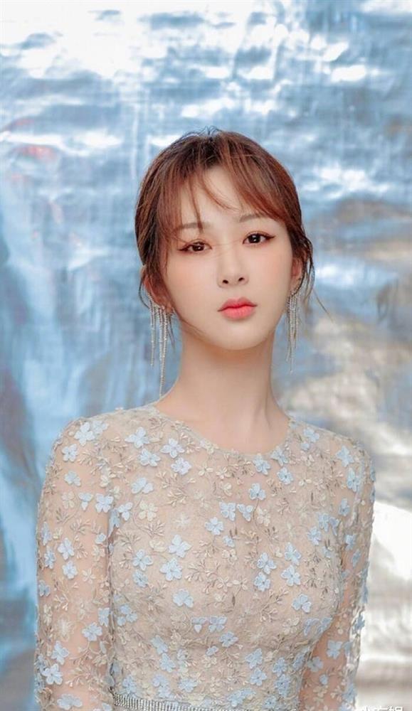 So kè ba Tiểu Hoa Đán sinh năm 1992: Dương Tử, Địch Lệ Nhiệt Ba, Chu Đông Vũ, ai trội hơn ai?-3