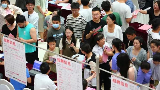 Giới trẻ Trung Quốc chuộng nghề làm con, kiếm gần 50 triệu đồng/tháng-3