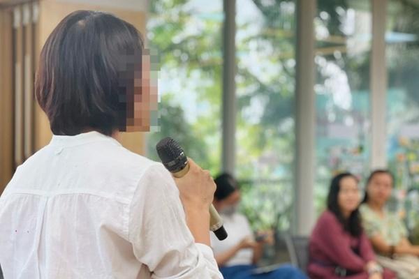 Kết hôn 20 năm, tôi bất ngờ phát hiện chồng nhắn tin với gái lạ-2