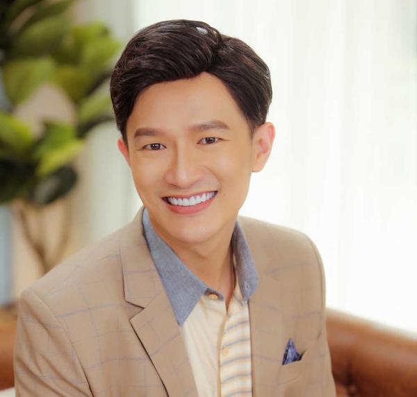 Dược sĩ Tiến gây tranh cãi vì thiếu chuyên môn, lạm quyền khi ngồi ghế giám khảo The New Mentor-6