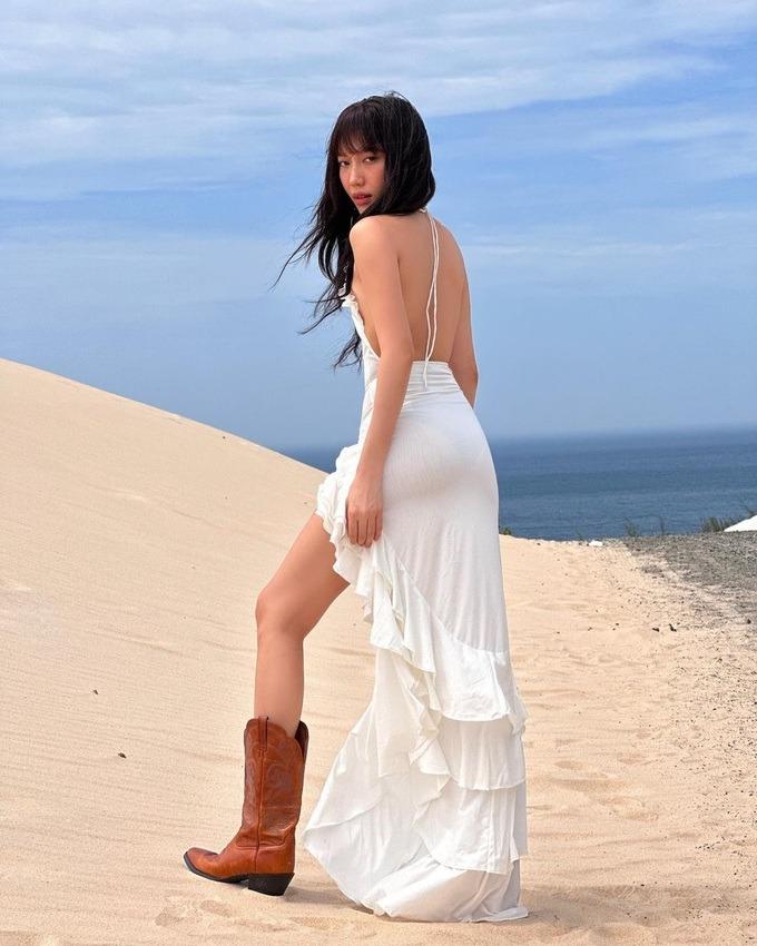 Diệu Nhi ngày càng ăn mặc sành điệu, chuộng phong cách gợi cảm-9