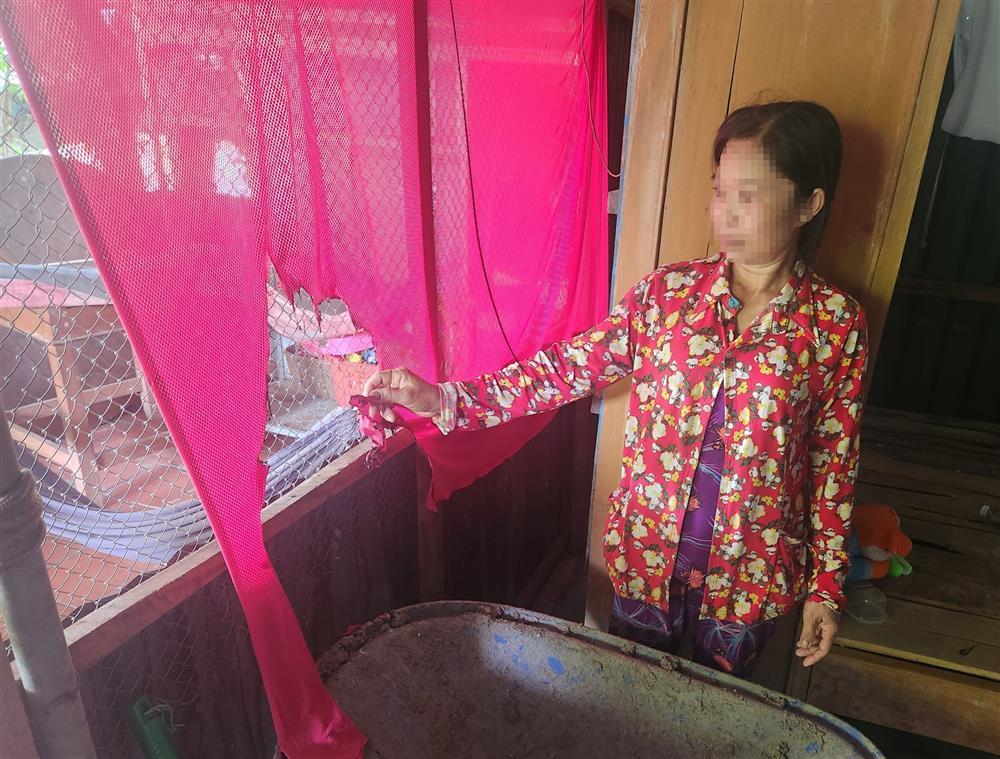 Công an An Giang truy tìm đối tượng nghi siết cổ con gái riêng của vợ-2