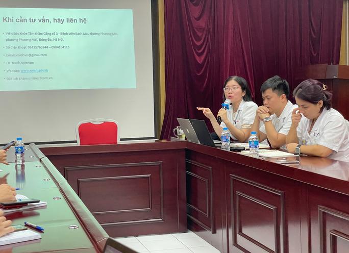 Nữ streamer 27 tuổi loạn thần vì hút thuốc lá điện tử đêm ngày-1