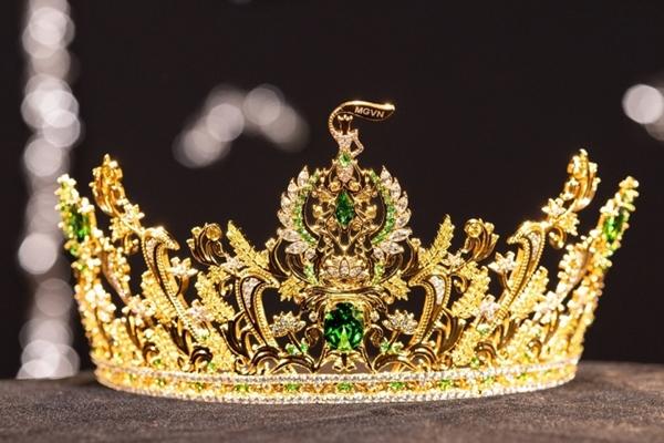 Cận cảnh vương miện đính kim cương, vàng 24K của Hoa hậu Hòa bình Việt Nam 2023-2