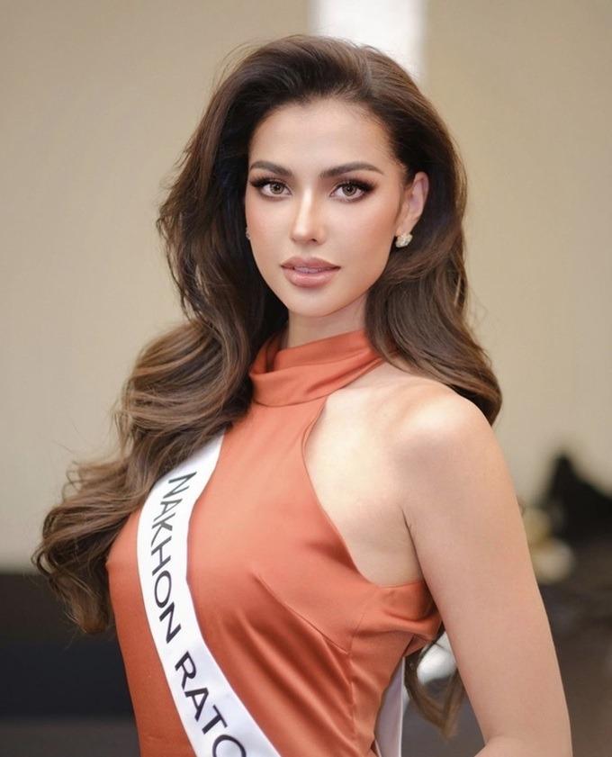 Tân Hoa hậu Hoàn vũ Thái Lan lộ ảnh cũ, nhan sắc thay đổi chóng mặt-11