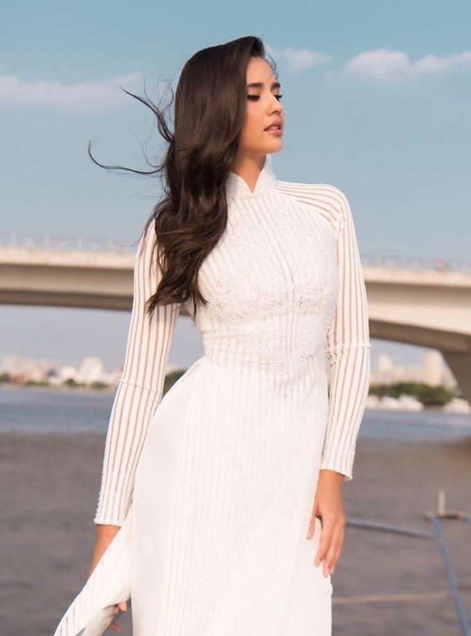 Tân Hoa hậu Hoàn vũ Thái Lan lộ ảnh cũ, nhan sắc thay đổi chóng mặt-13