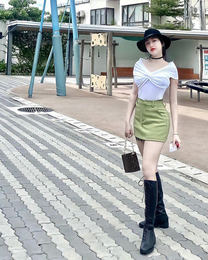 Gu chọn váy áo tôn sắc vóc gái 2 con của Elly Trần đẹp và mặn mà hơn xưa!-6