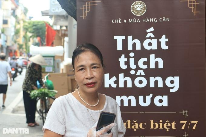 Bám trend chè thoát ế, chủ quán bán cả nghìn cốc ngày Thất Tịch-1