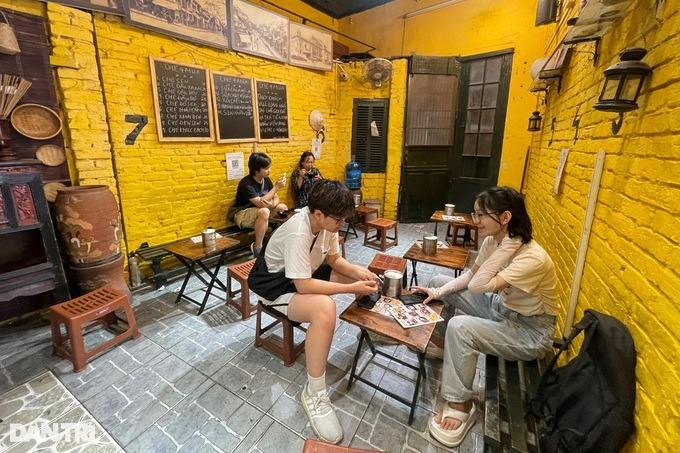 Bám trend chè thoát ế, chủ quán bán cả nghìn cốc ngày Thất Tịch-5