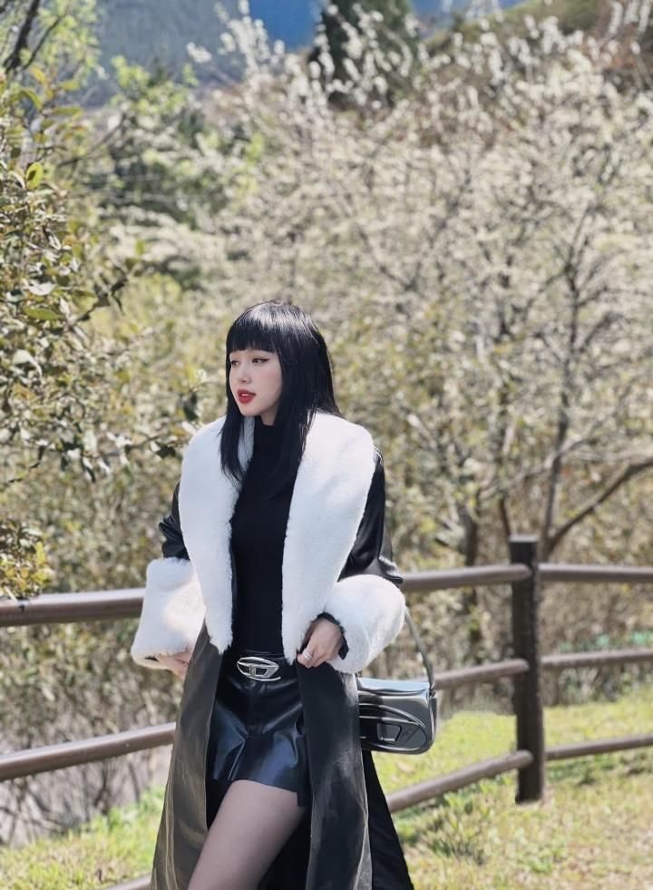 Tâm Tít: Hot girl kẹo ngọt lột xác với vẻ ngoài sexy, nóng bỏng-11