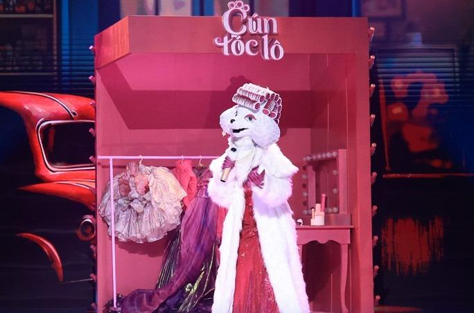 Lột mặt nạ những giọng ca giấu mặt sau mascott-9