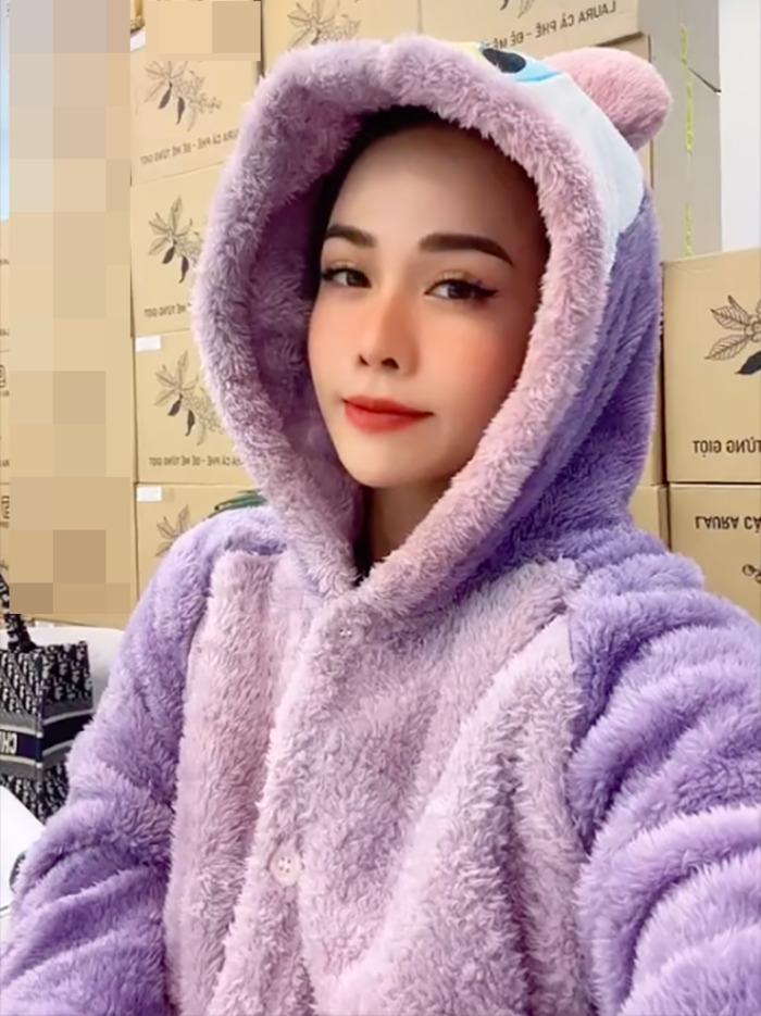 Thực hư việc Nhật Kim Anh công khai chồng mới-2