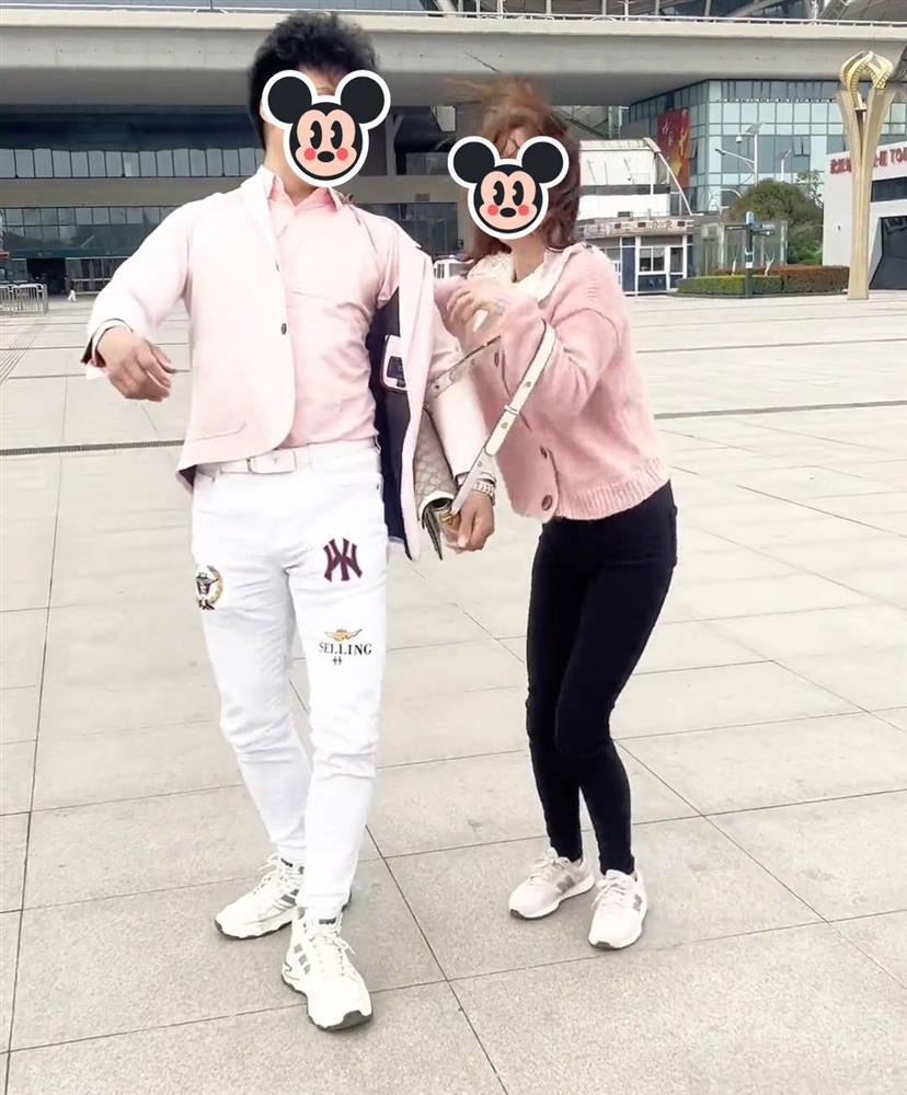 Bị ép đi xem mắt, cô gái gặp lại chính tình đầu từng chia tay không lời từ biệt-1