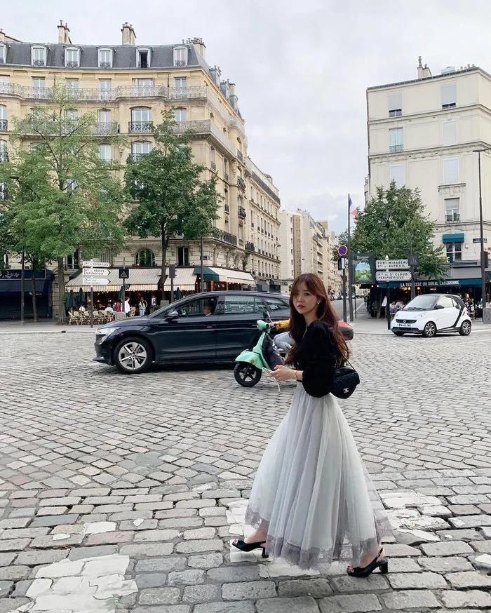 10 cách diện chân váy voan điệu đà và tôn dáng như phụ nữ Hàn-8