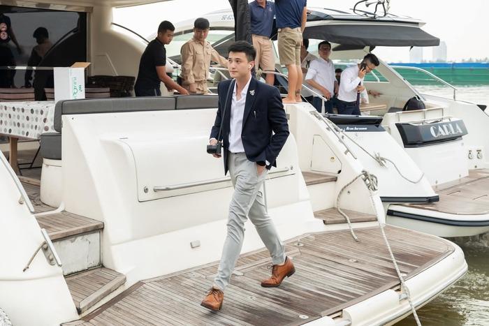 Nam diễn viên nổi tiếng vừa hạnh phúc báo tin có con với bạn gái hơn 6 tuổi là ai?-1