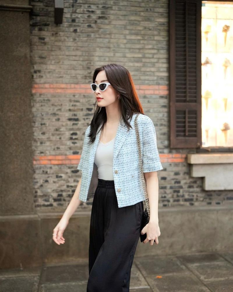 Hoa hậu Đặng Thu Thảo tuyên bố xóa thẳng tay những bình luận tiêu cực trên trang cá nhân-1