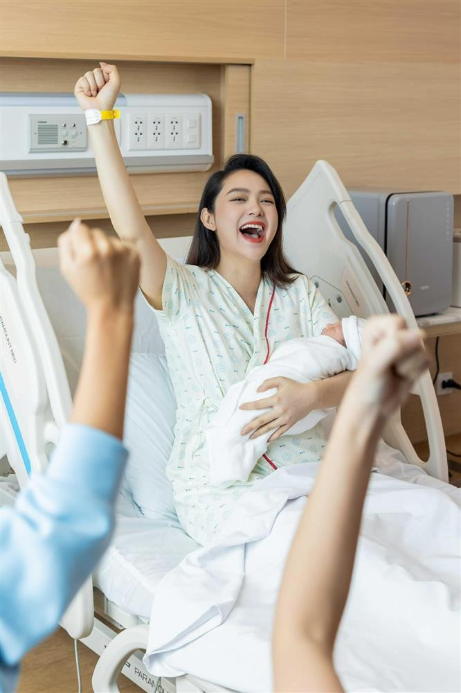 Minh Hằng thông báo đã sinh con trai đầu lòng-2