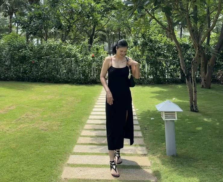 Hoa khôi bóng chuyền Kim Huệ cao 1m81, tuổi 41 vẫn trẻ đẹp nóng bỏng nhờ đâu?-5