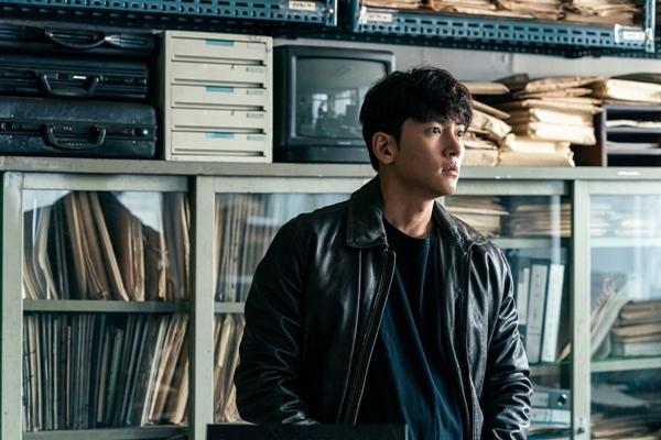 Ji Chang Wook gai góc với vai diễn mới trong The Worst Of Evil-3