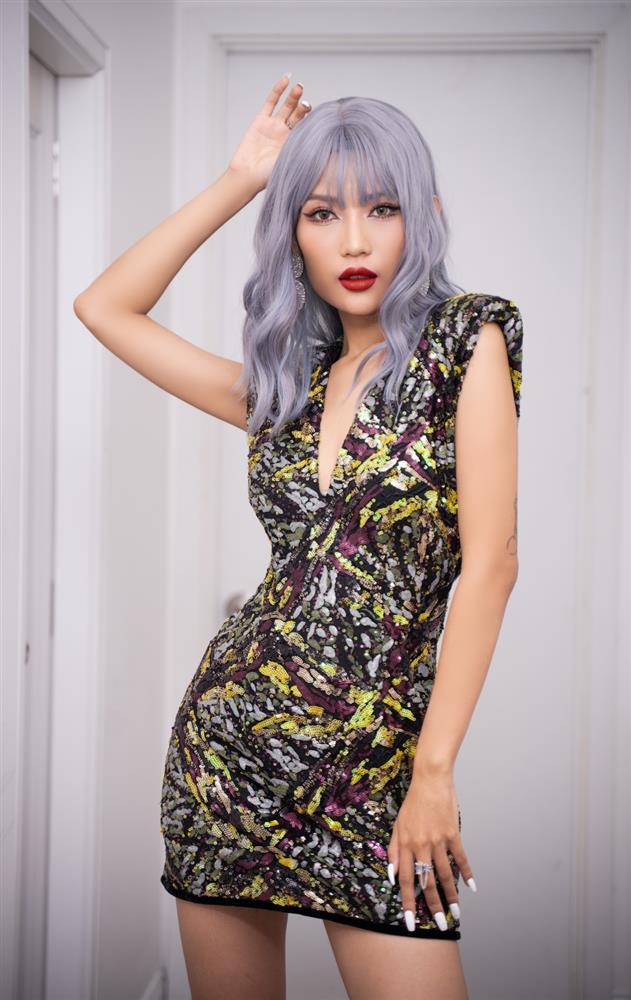 Màn flex vươn tầm quốc tế của nữ ca sĩ Việt từng lọt top Billboard sau Mỹ Tâm-8